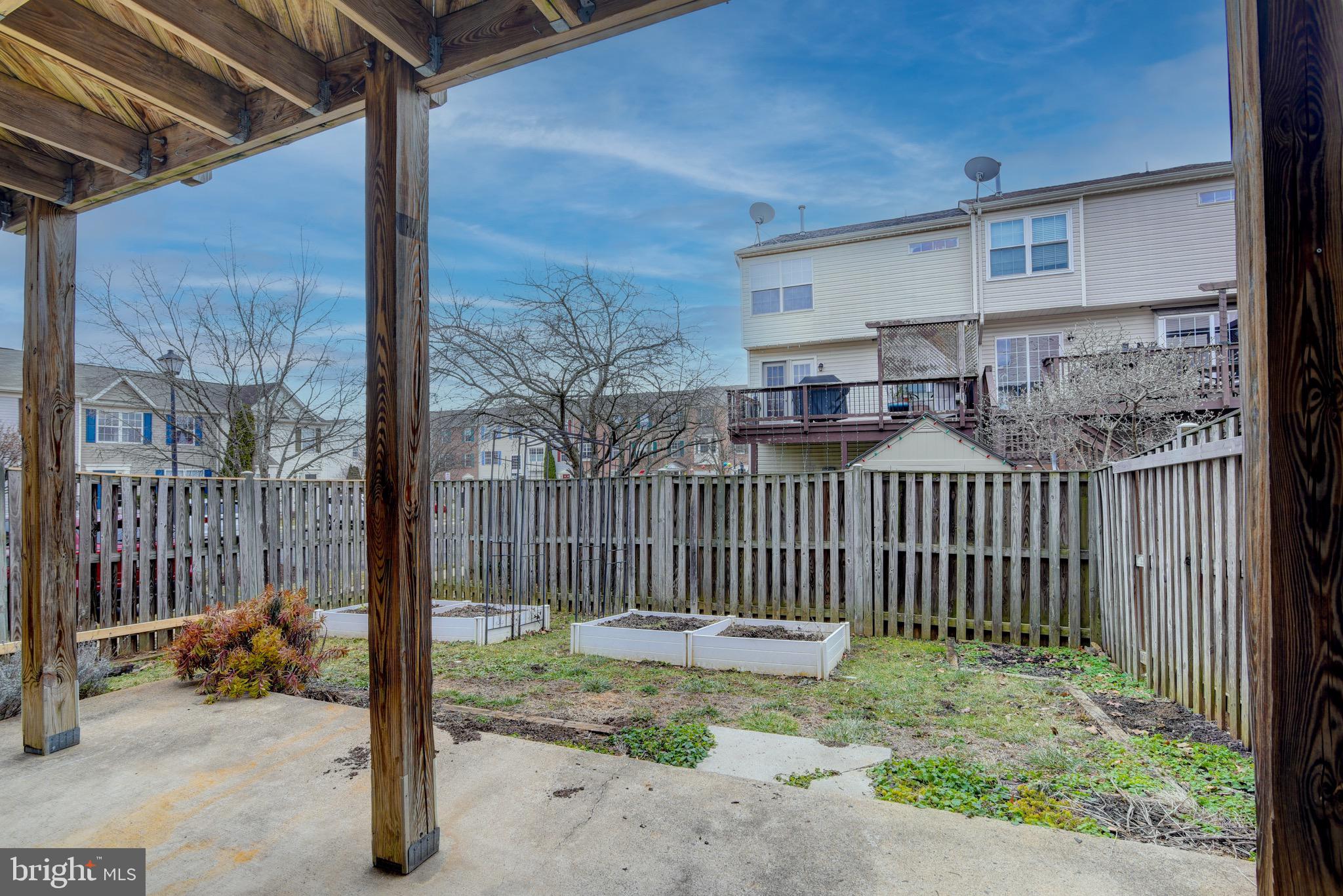 854 VANDERBILT TER SE