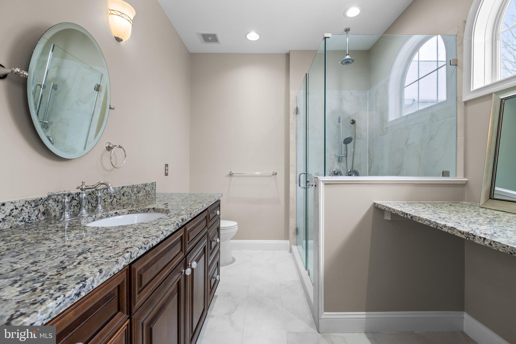 43304 CRAPE MYRTLE TER