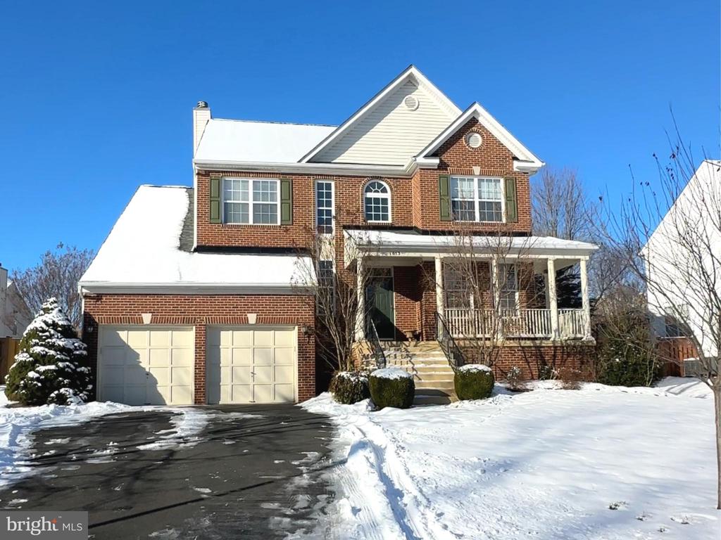 1613 WOODBRIDGE COURT NE