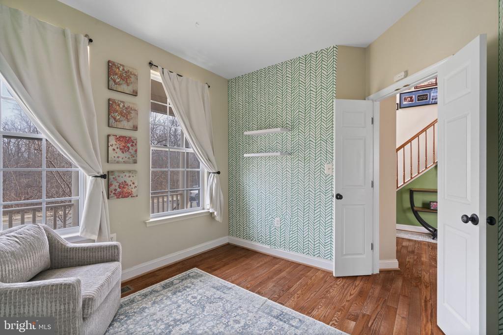 1613 WOODBRIDGE COURT NE