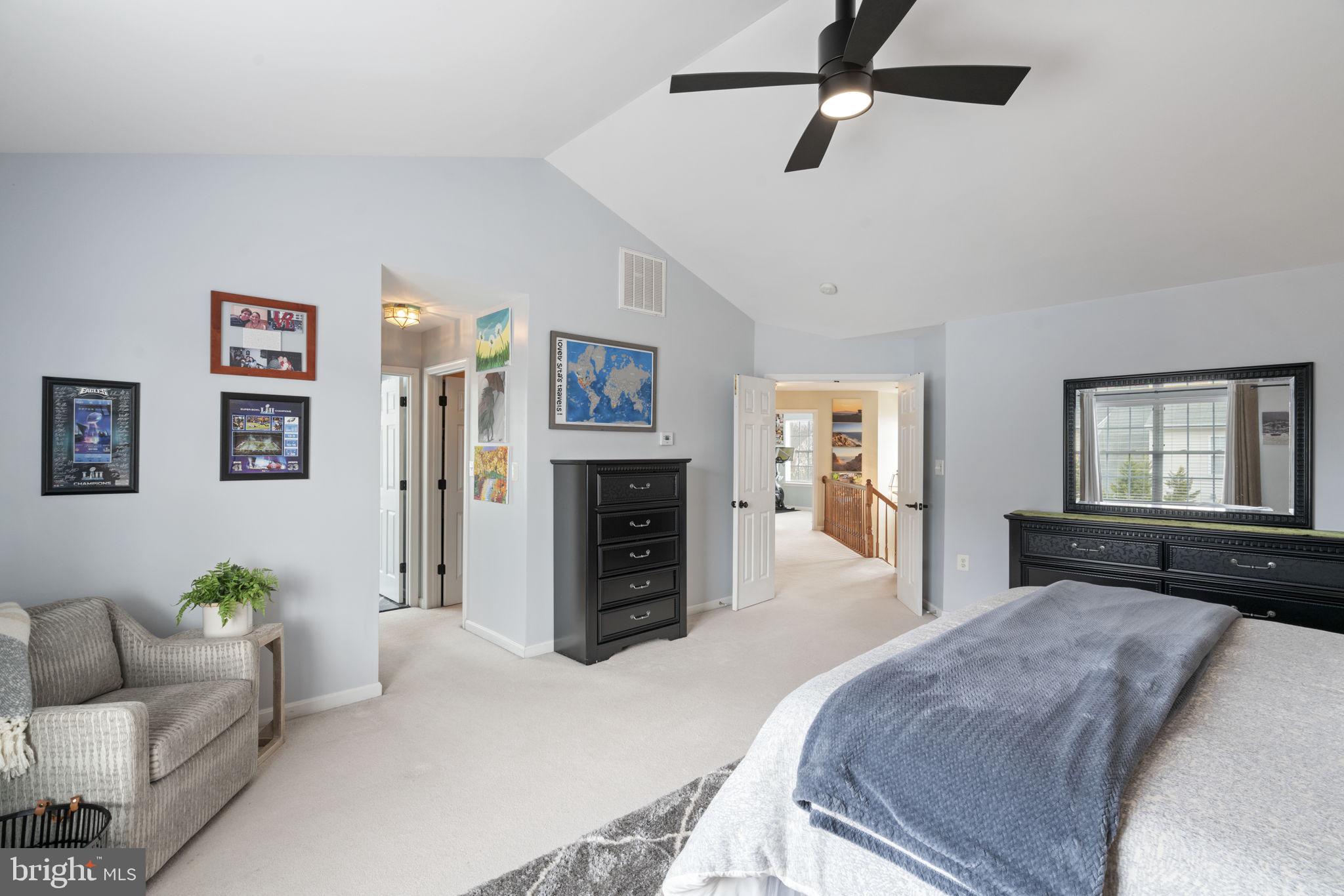 1613 WOODBRIDGE COURT NE