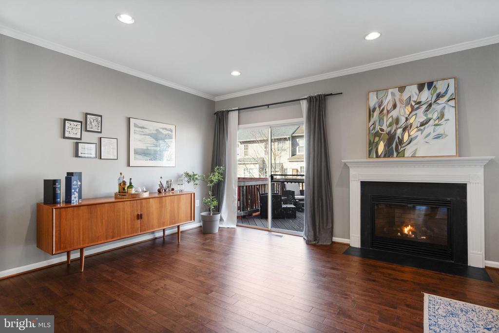 43690 Balmoral Ter