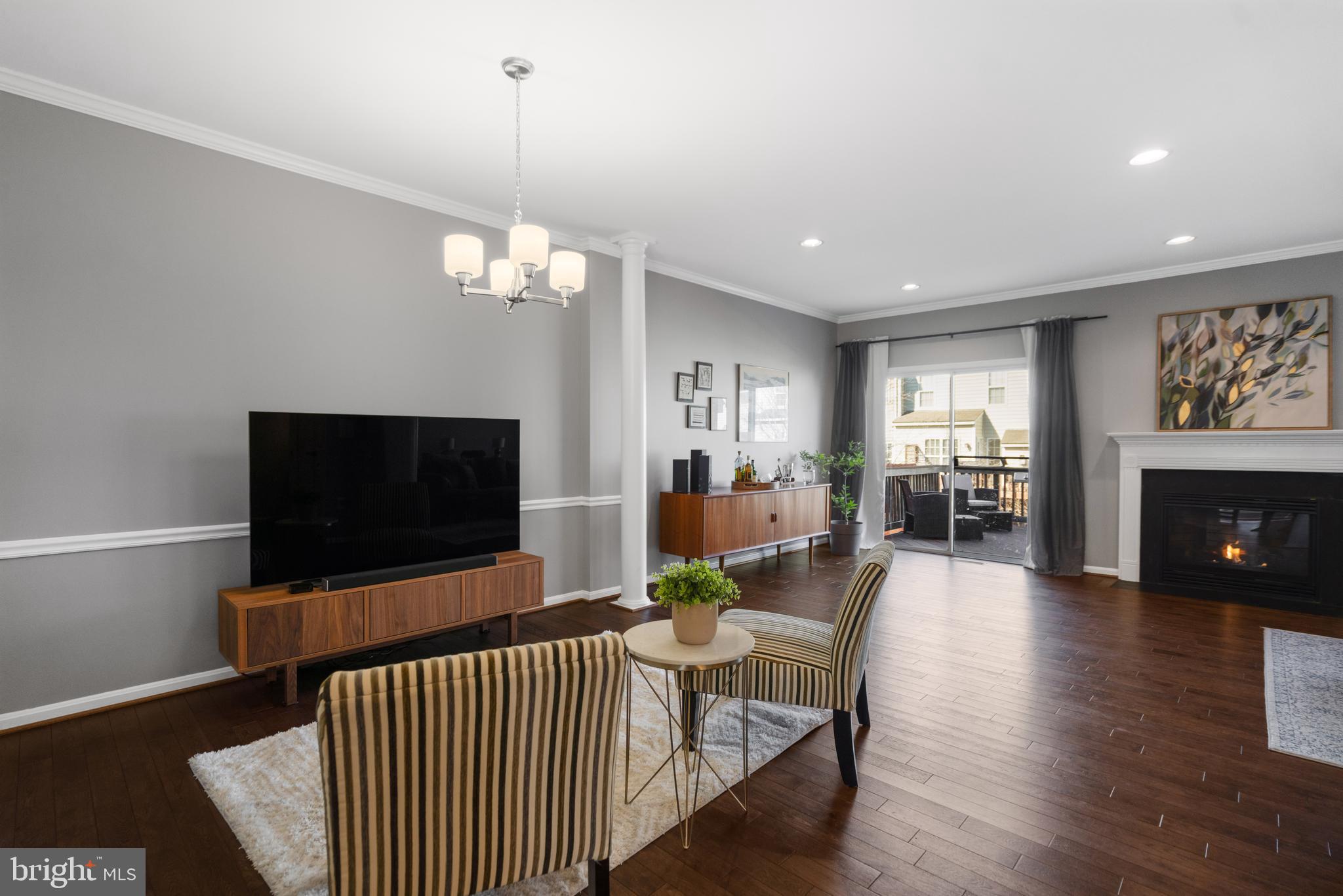 43690 Balmoral Ter