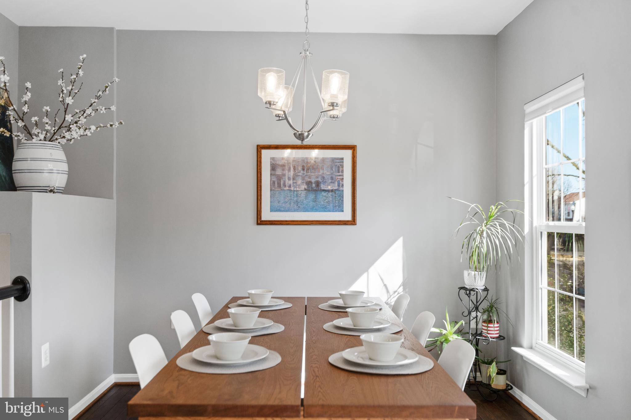 43690 Balmoral Ter