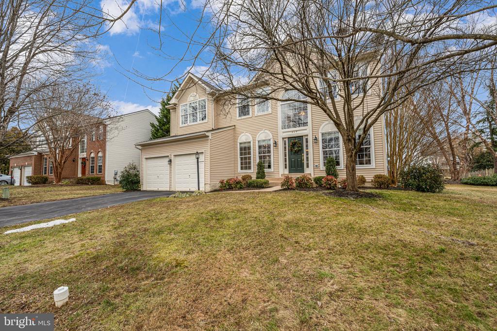 224 E Skyline Dr