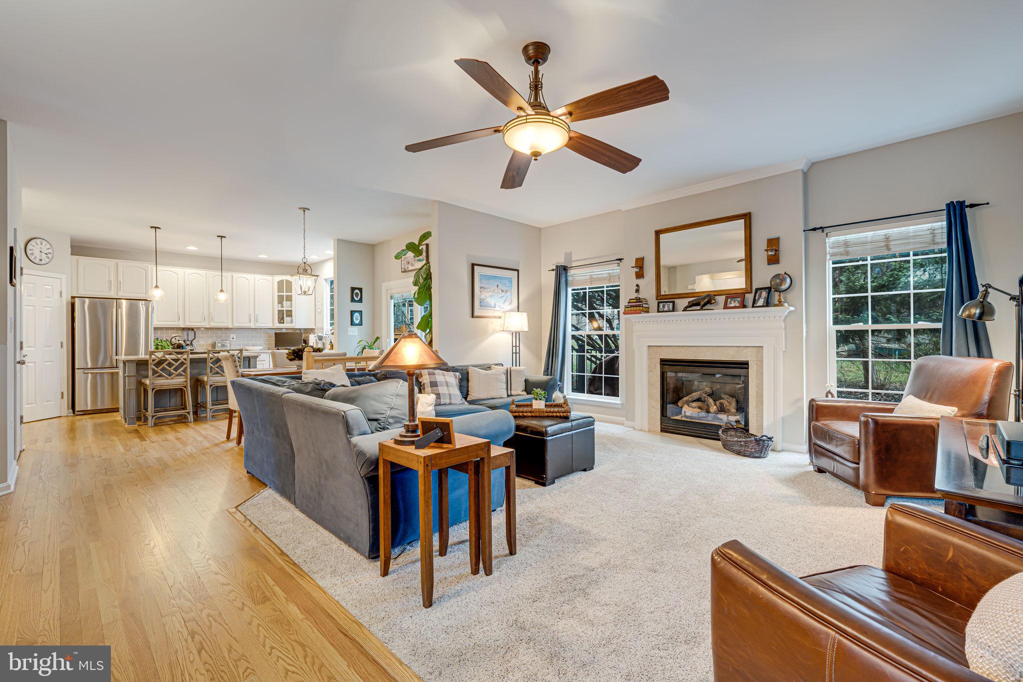 224 E Skyline Dr