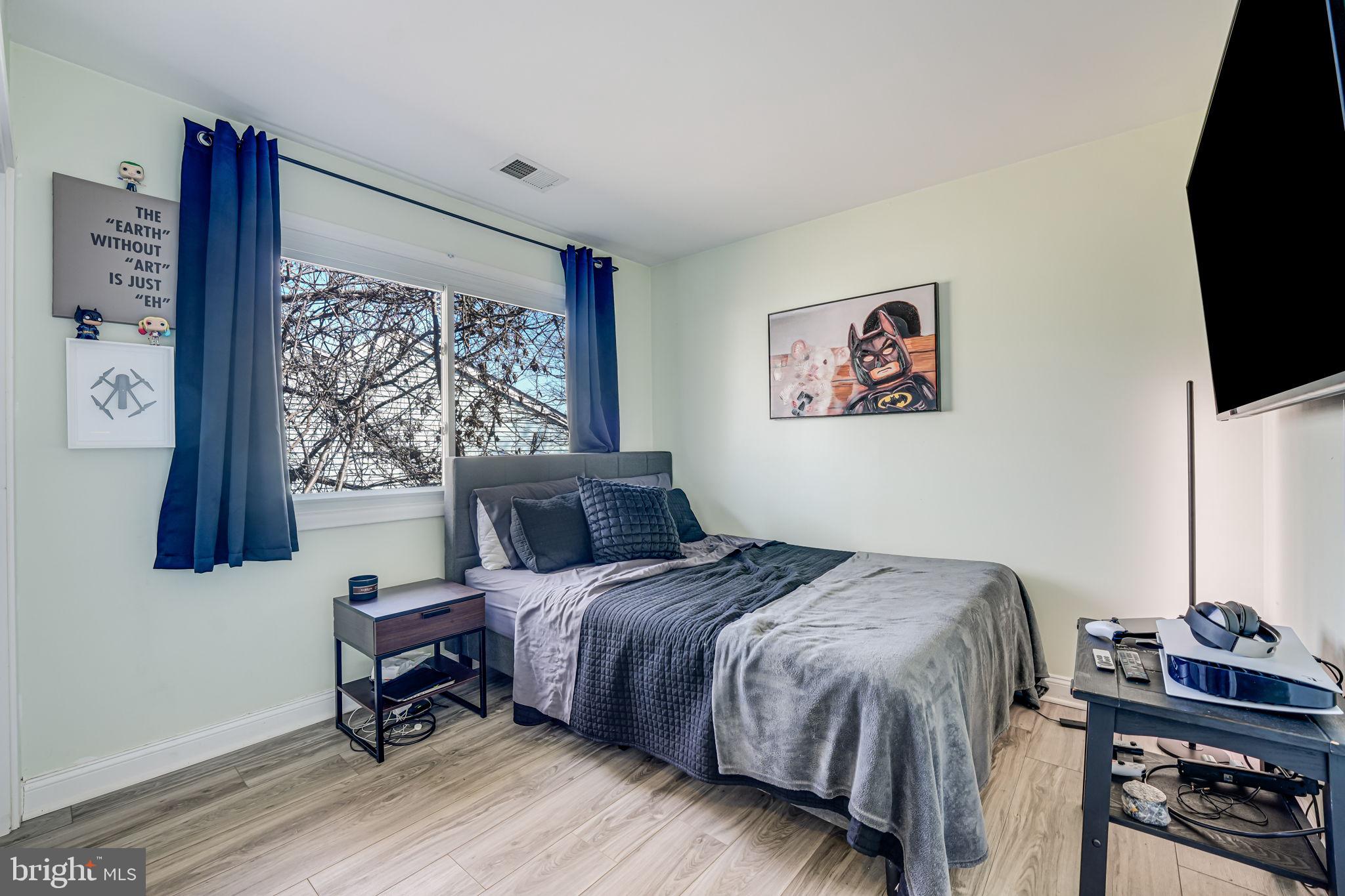 15 WRIGHTWOOD PL