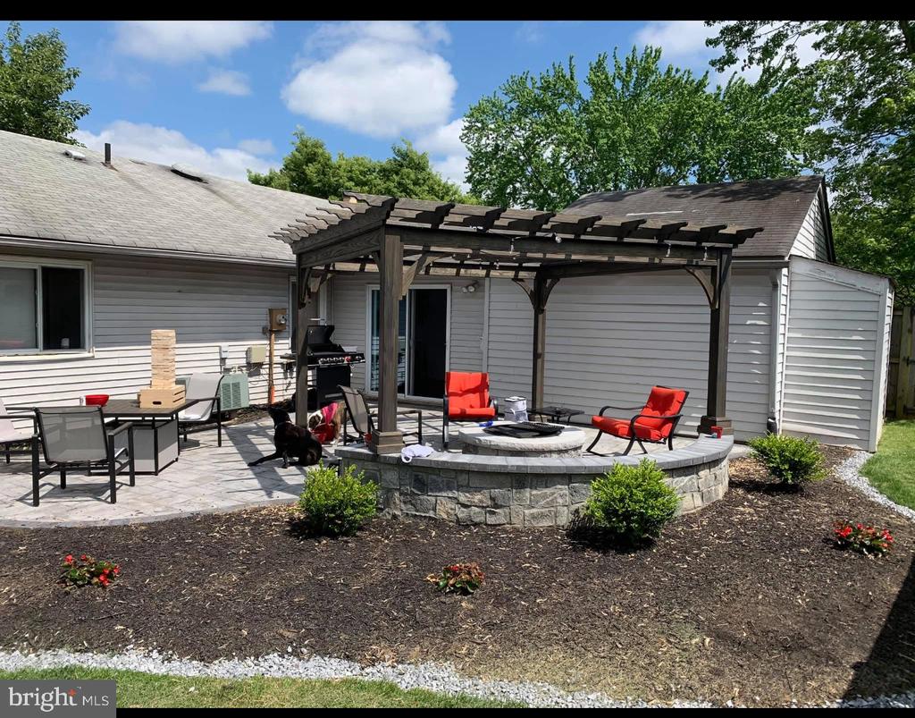 15 WRIGHTWOOD PL