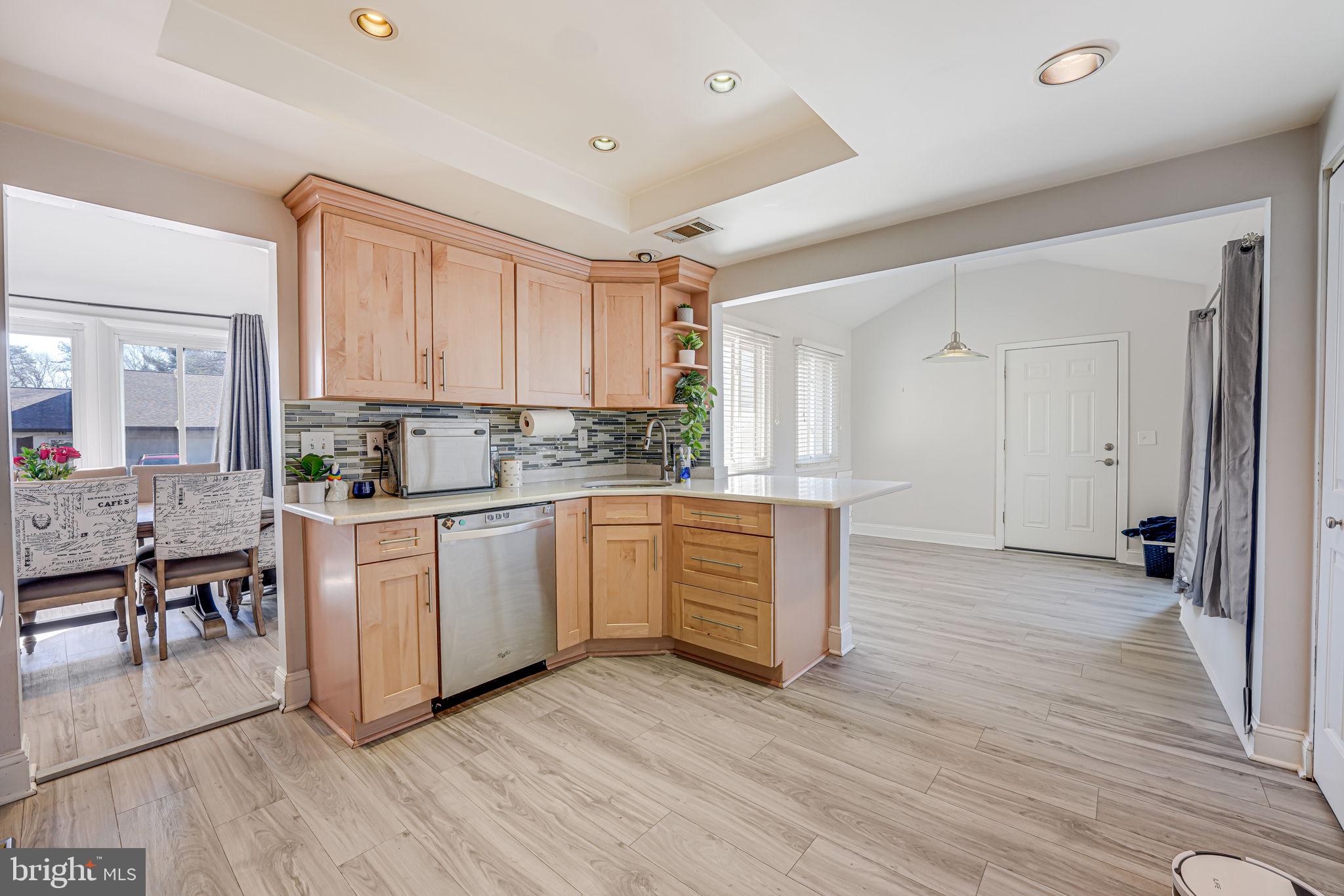 15 WRIGHTWOOD PL