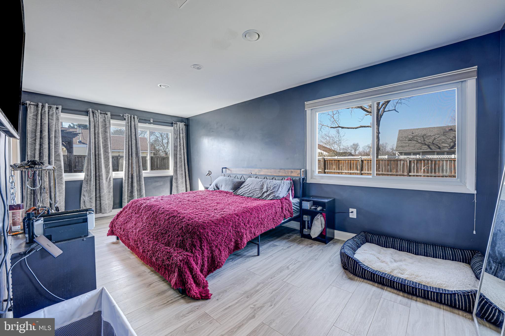 15 WRIGHTWOOD PL