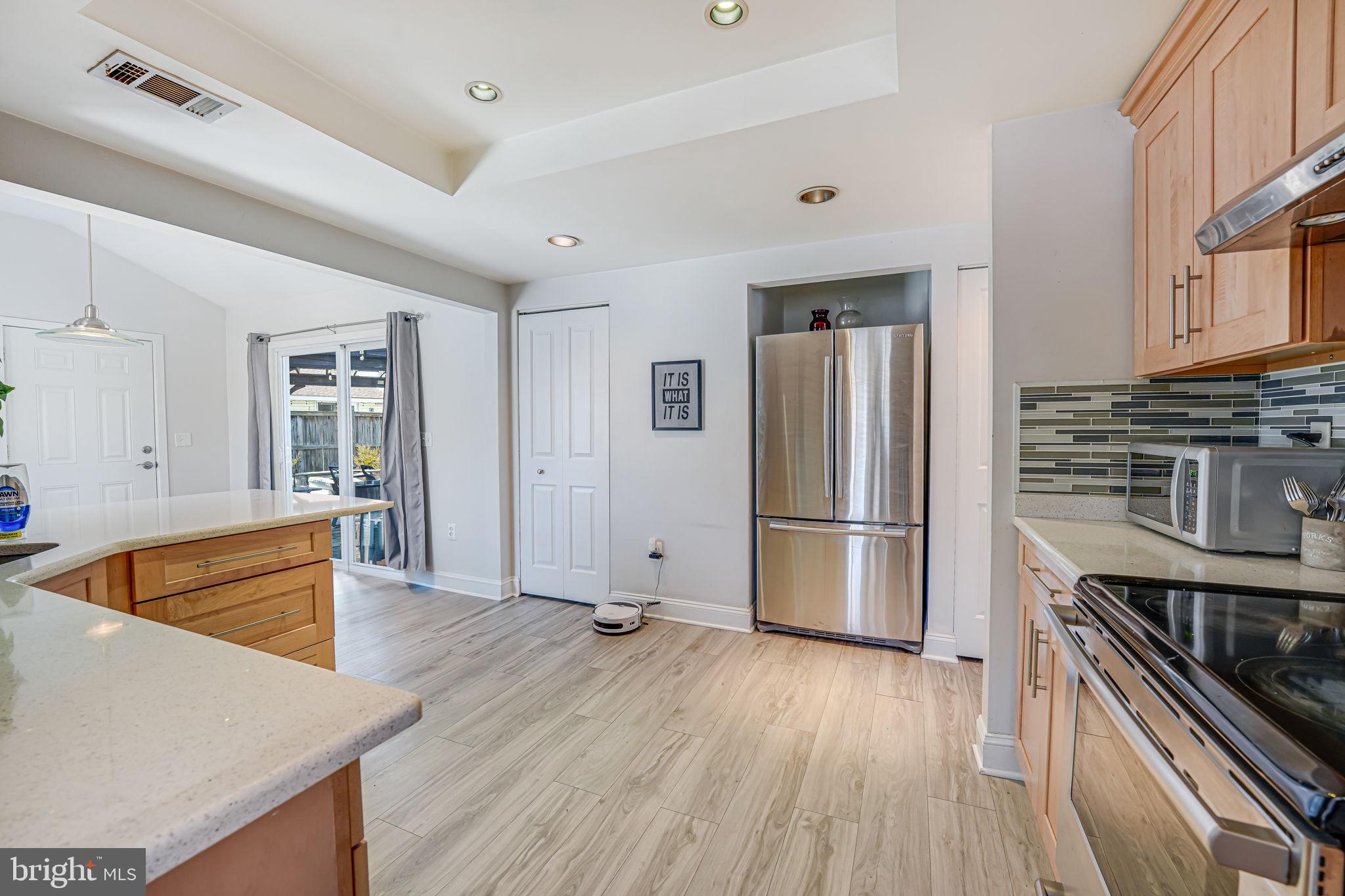 15 WRIGHTWOOD PL