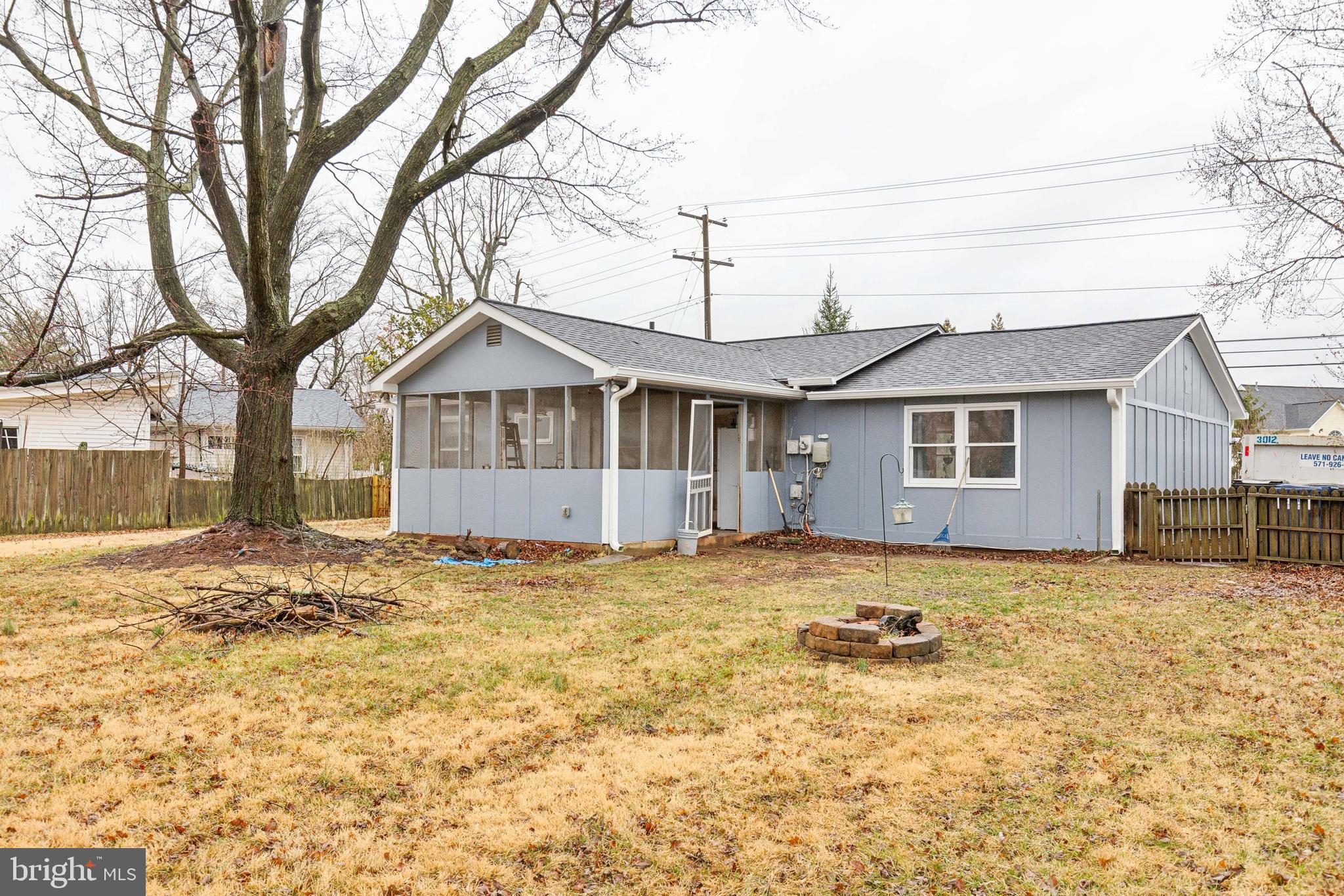 639 W Church Rd