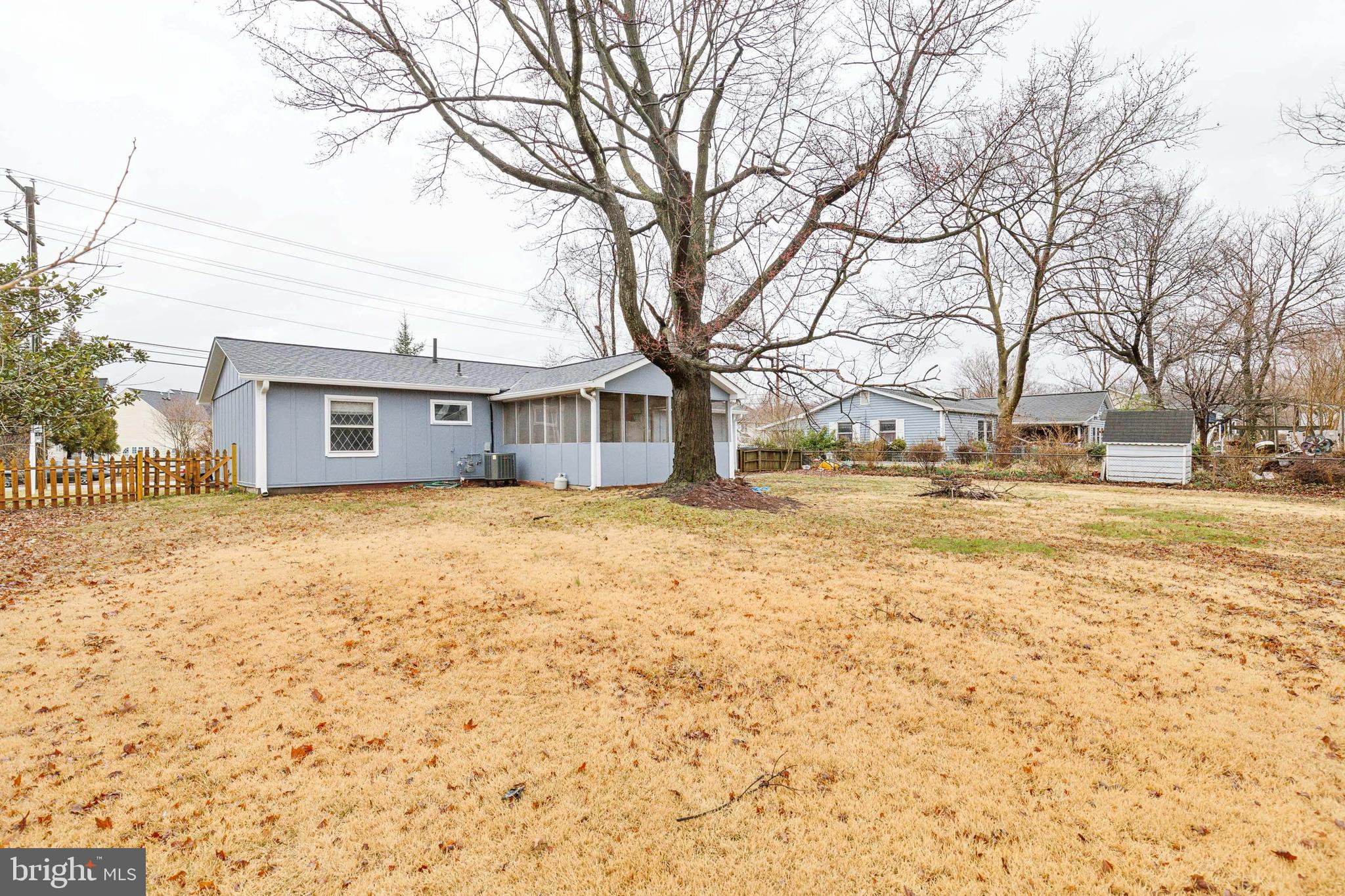 639 W Church Rd