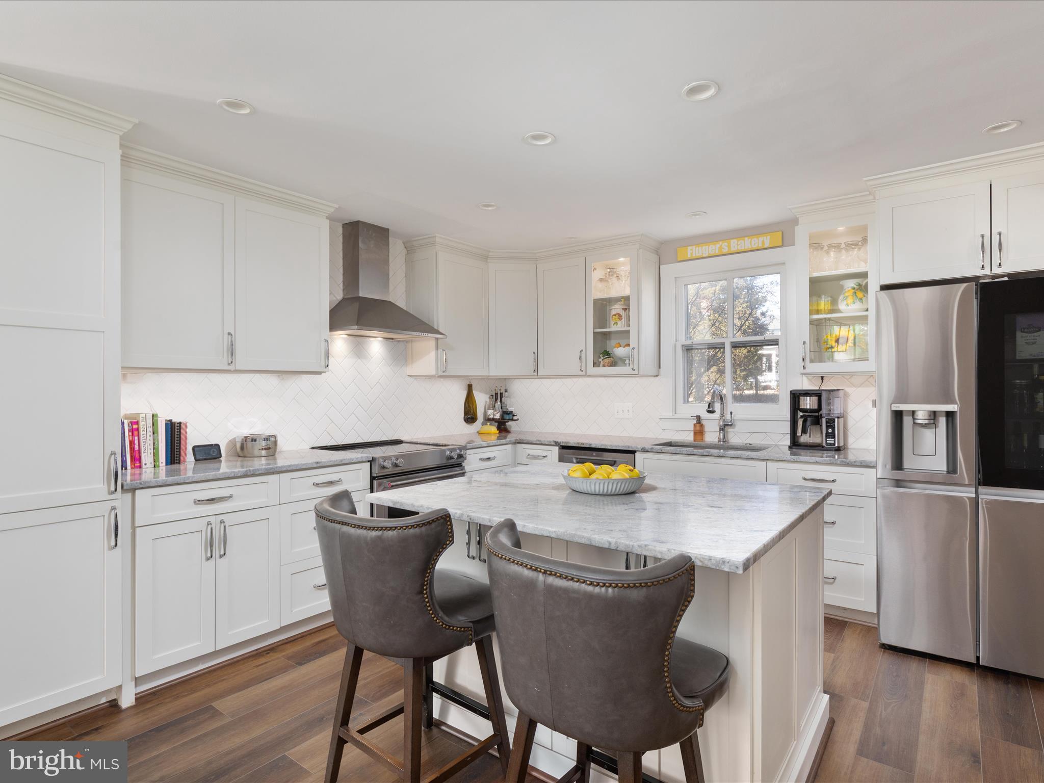427 S King St