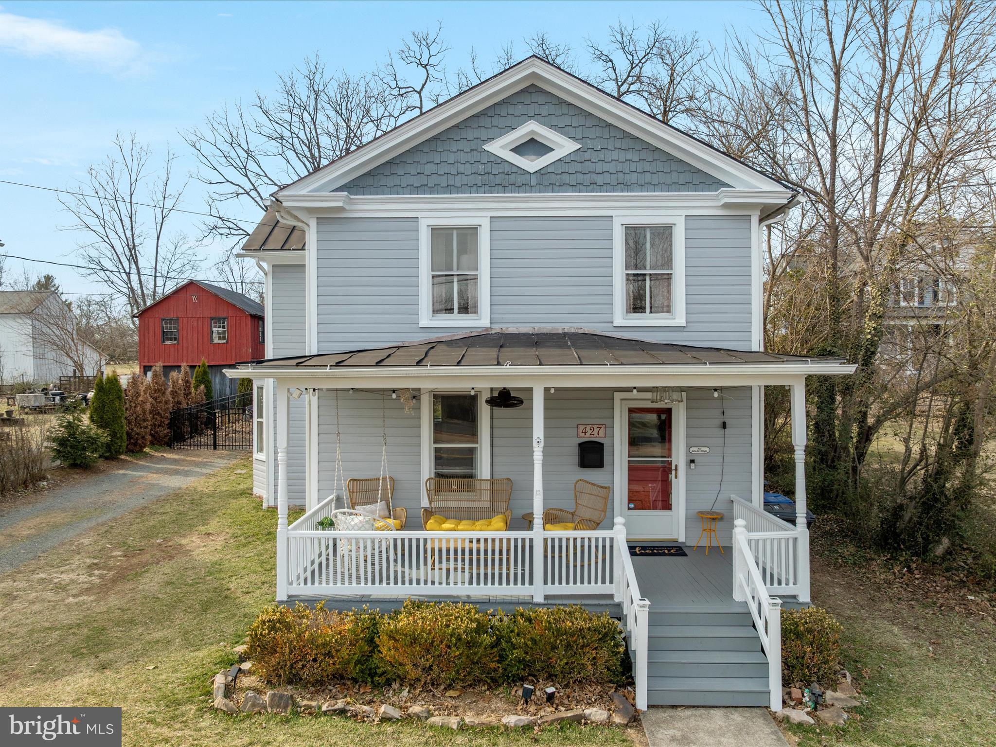 427 S King St