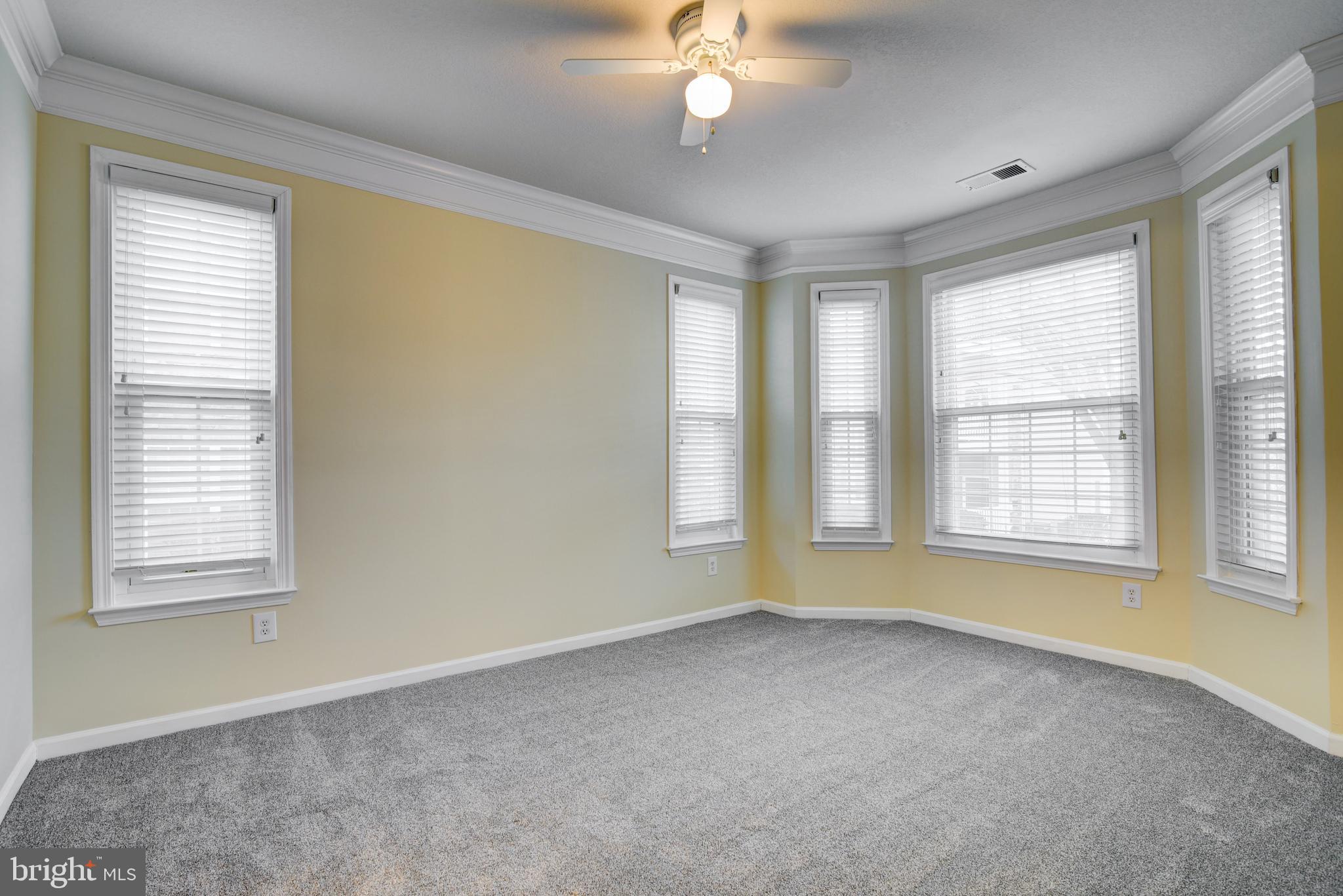 514 Sunset View Ter SE #103
