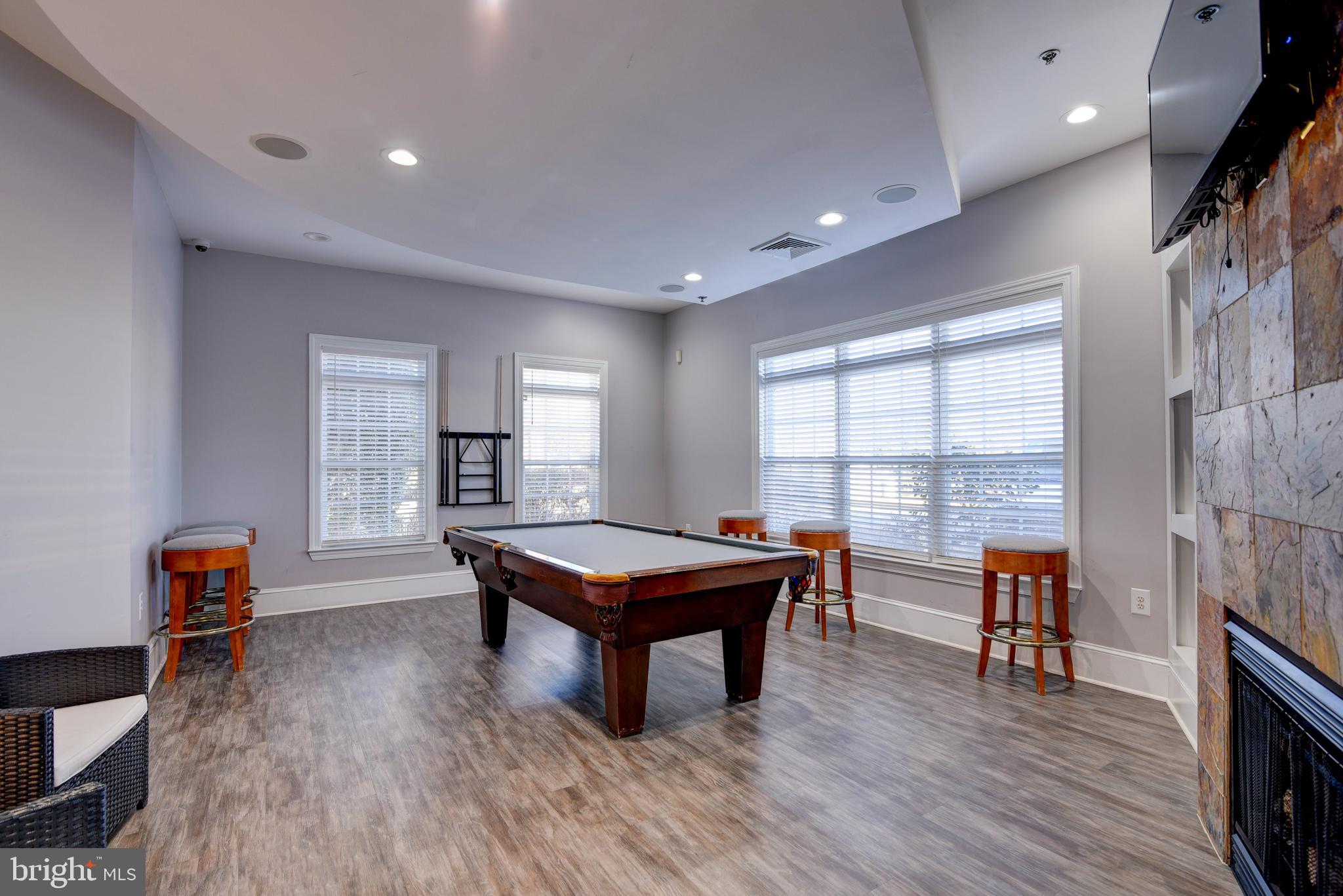514 Sunset View Ter SE #103