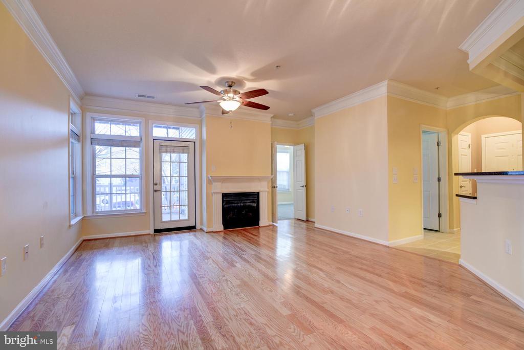 514 Sunset View Ter SE #103
