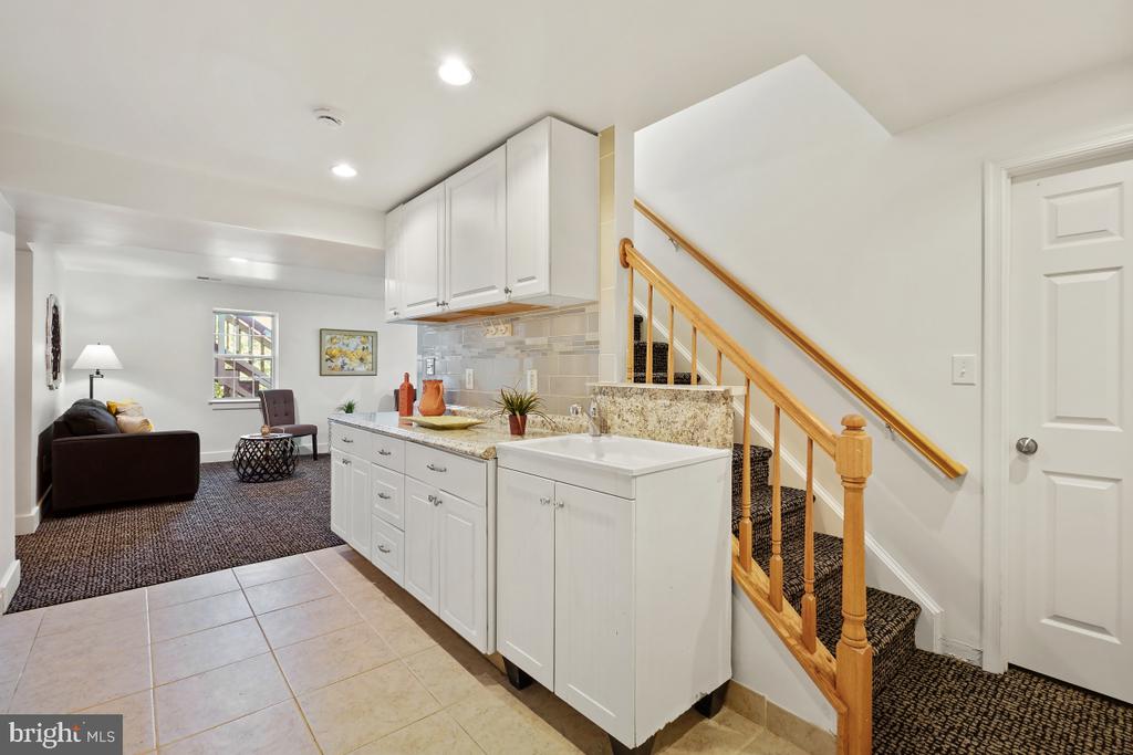 46395 HAMPSHIRE STATION DRIVE