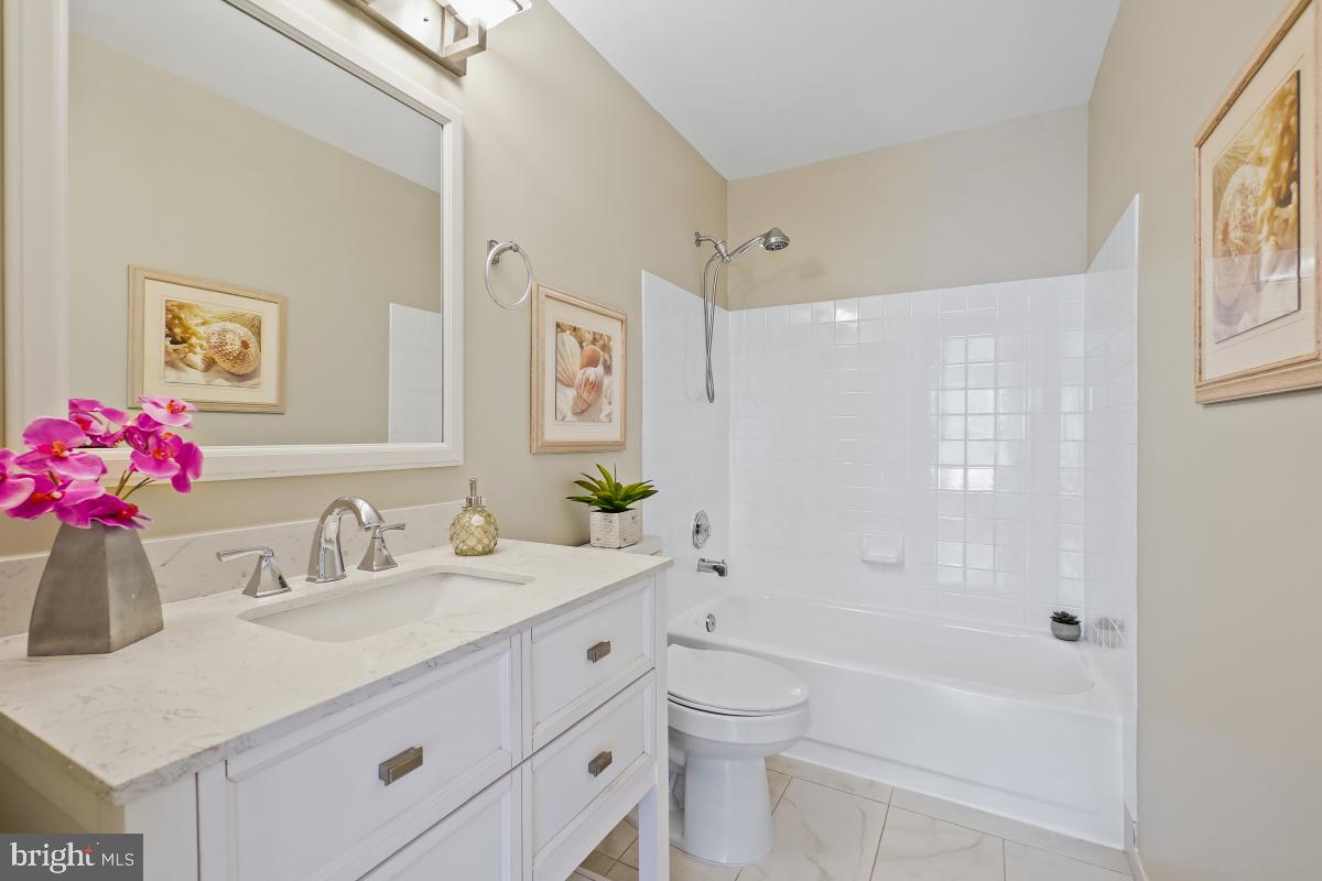 46395 HAMPSHIRE STATION DRIVE