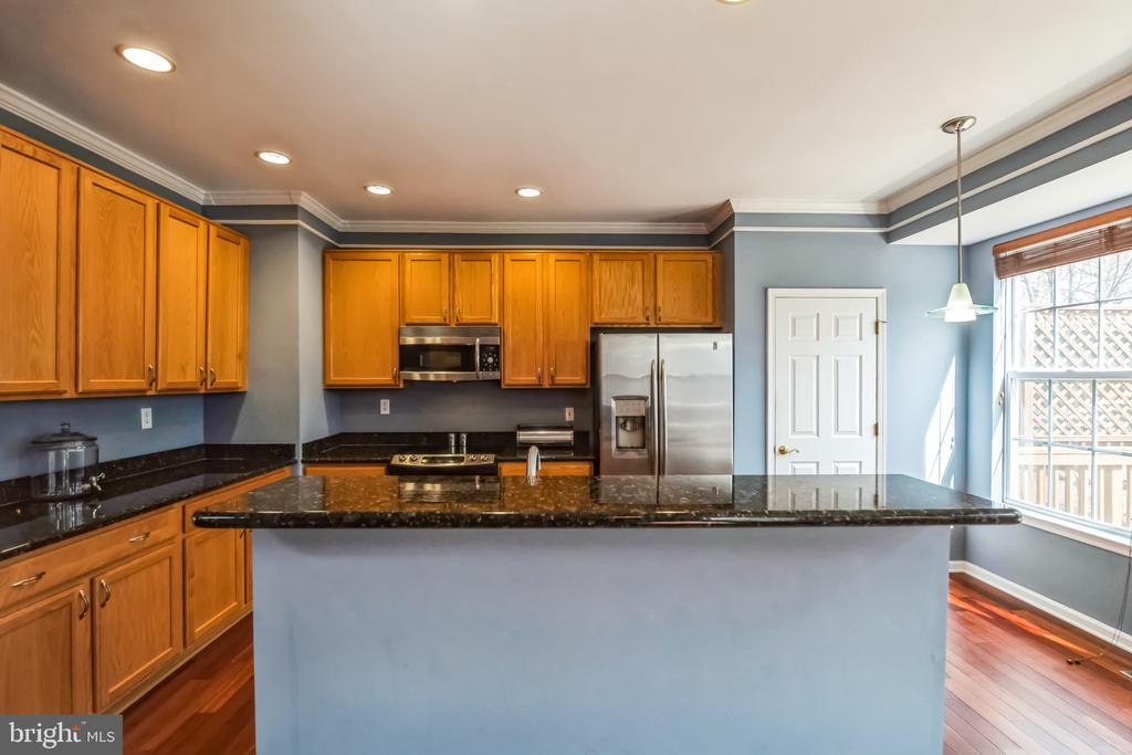 21570 Iredell