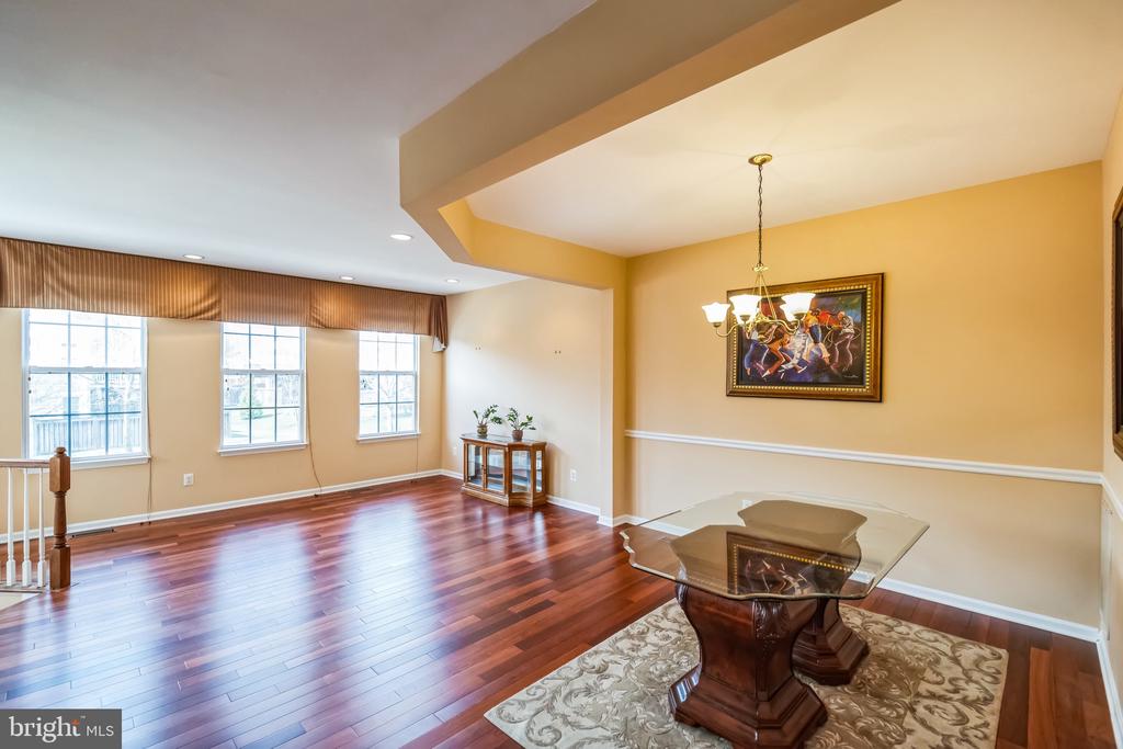 21570 Iredell