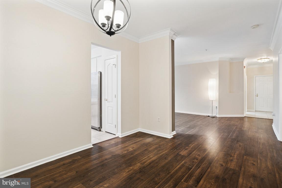 20903 Cedarpost Sq #101