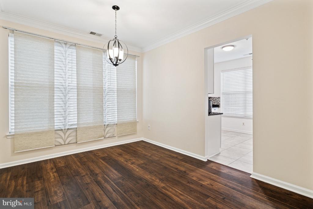 20903 CEDARPOST SQUARE 101