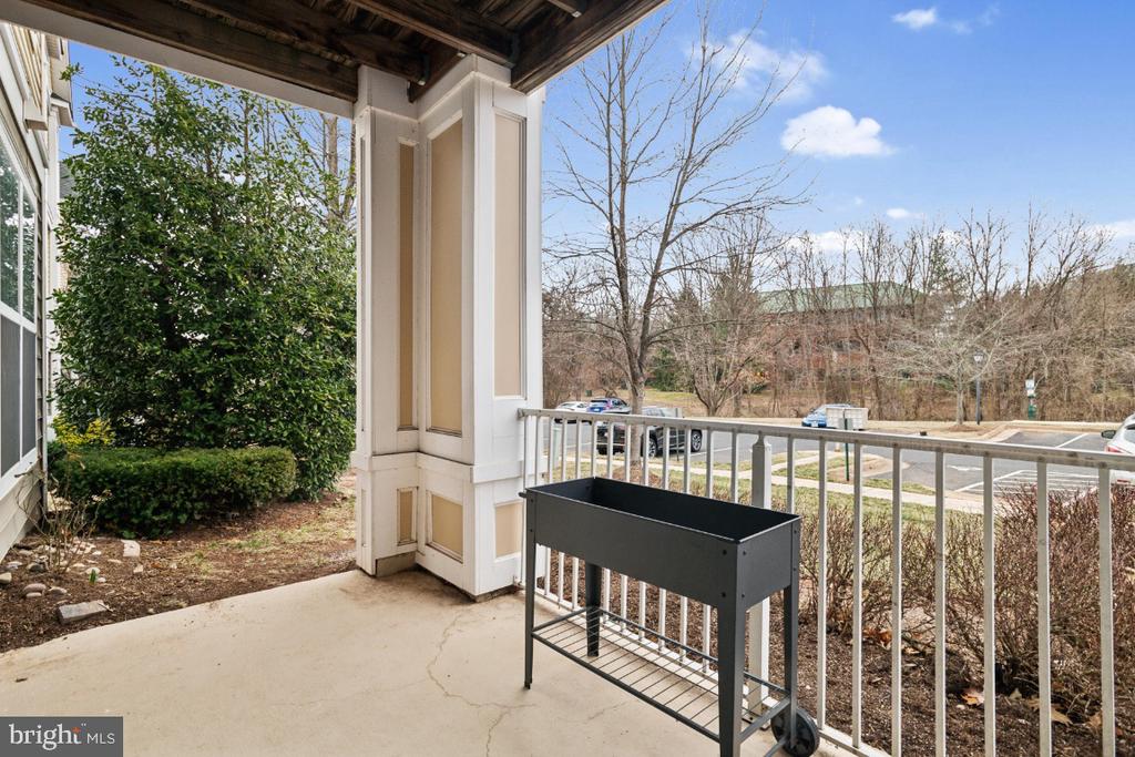 20903 CEDARPOST SQUARE 101