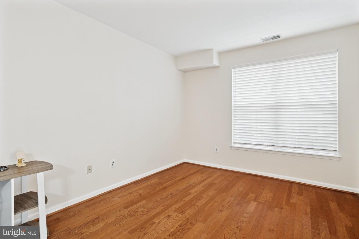 20903 Cedarpost Sq #101