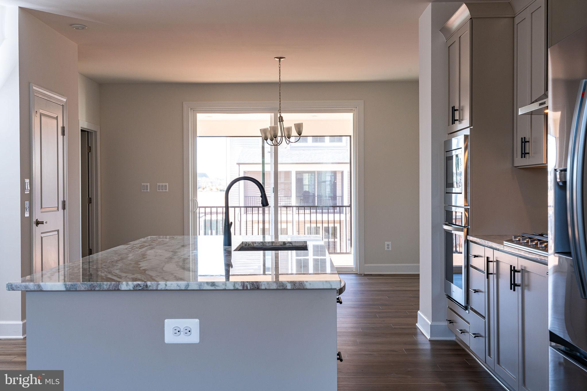 23673 Hardesty Ter