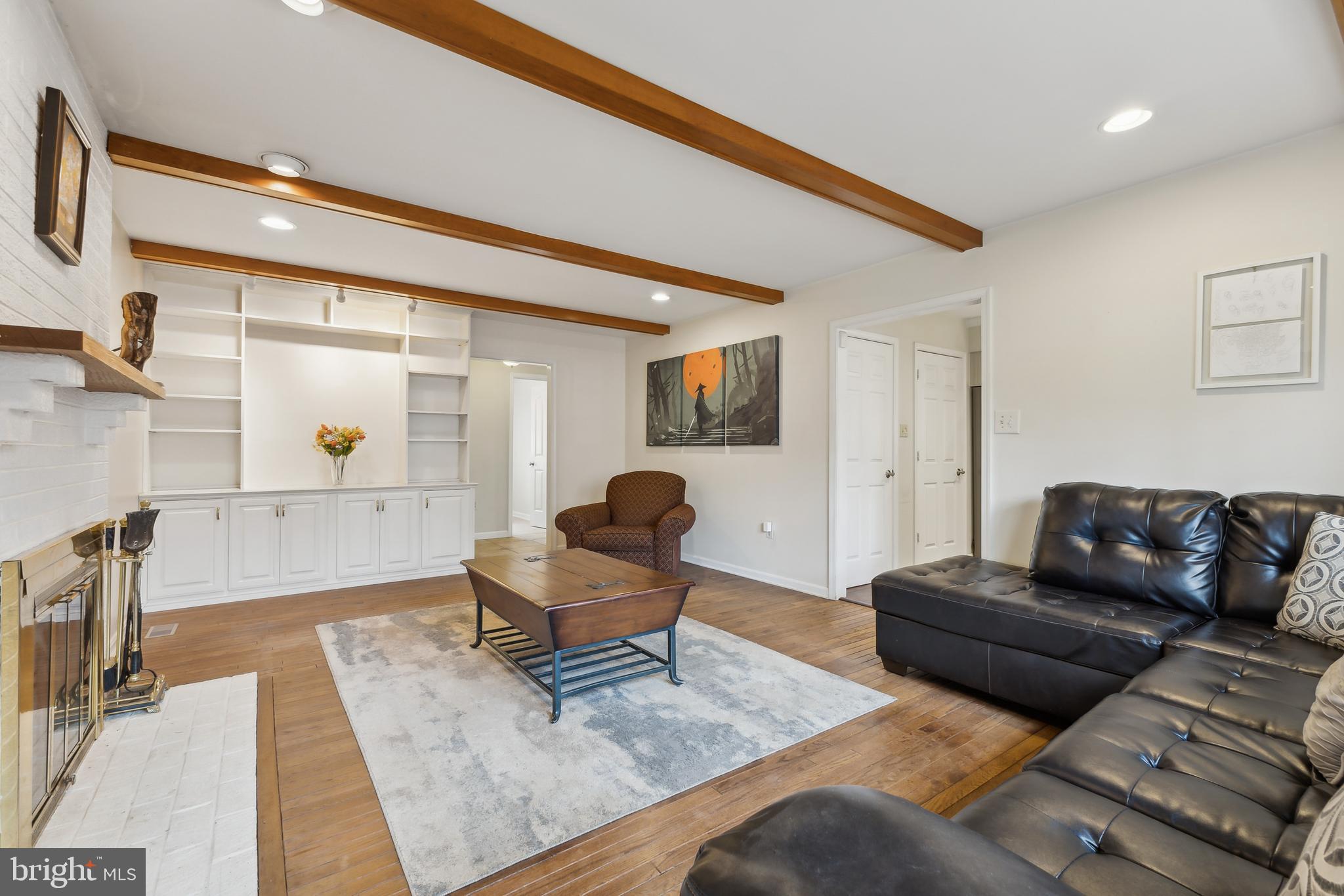 41 Cedar Dr