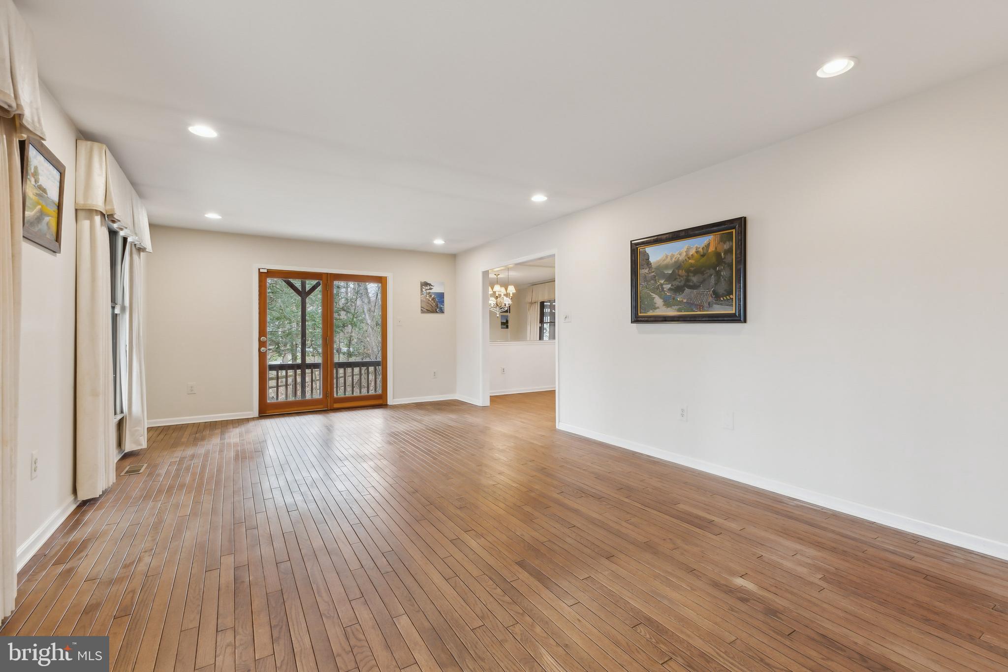 41 Cedar Dr