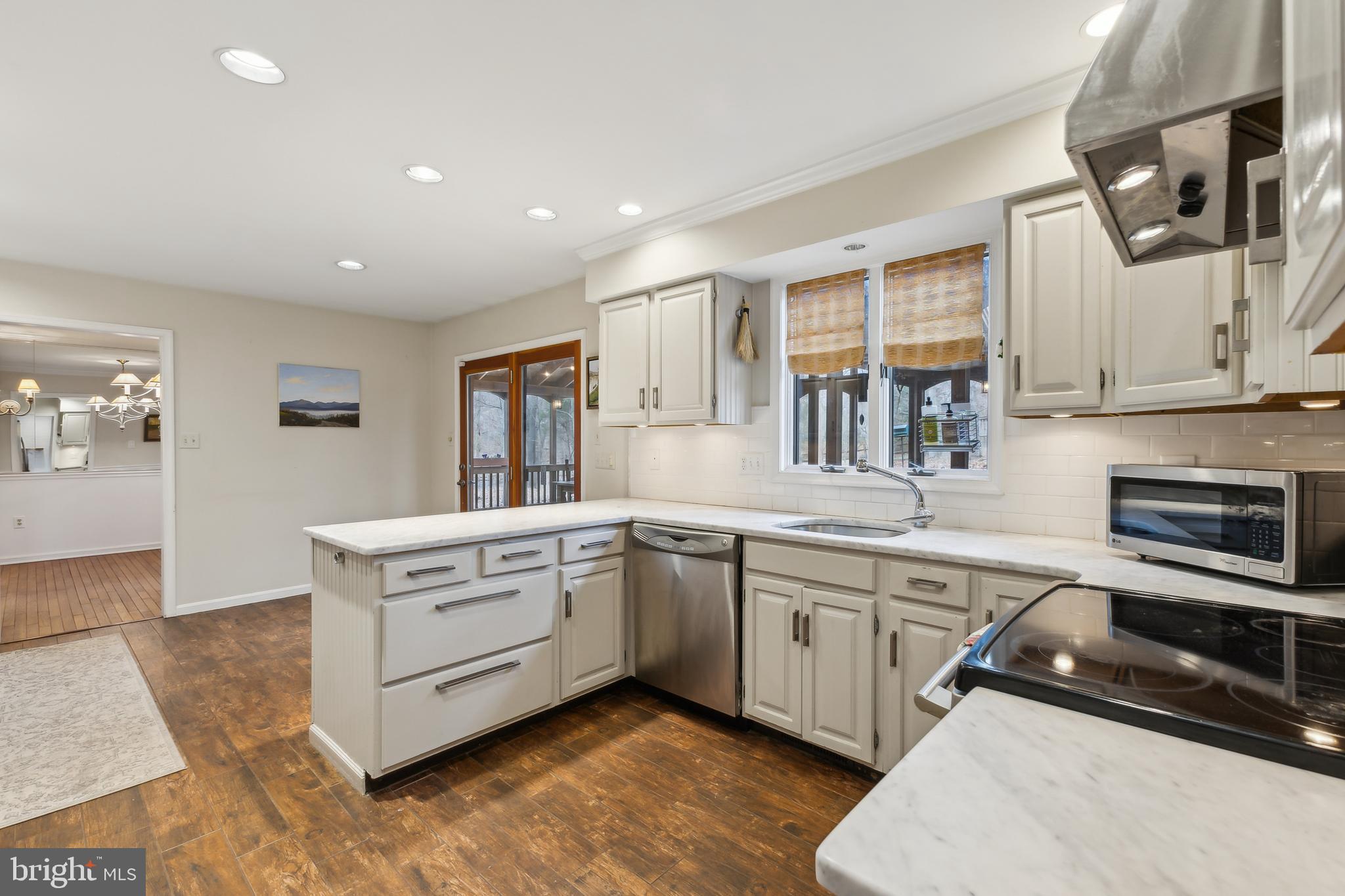 41 Cedar Dr