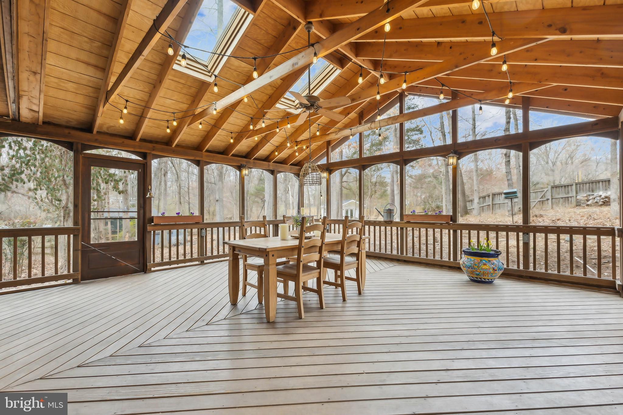 41 Cedar Dr
