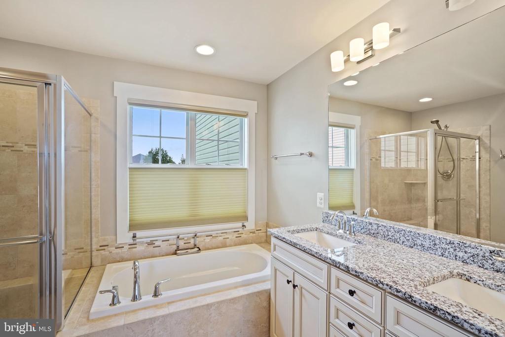 22413 VERDE GATE TER