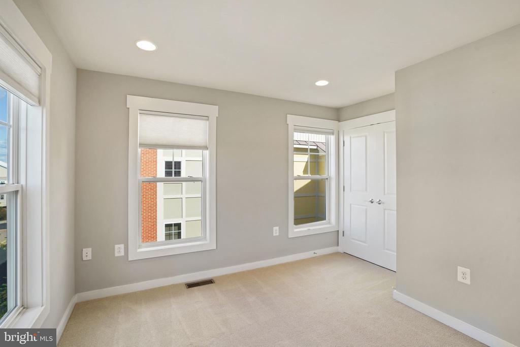 22413 VERDE GATE TER