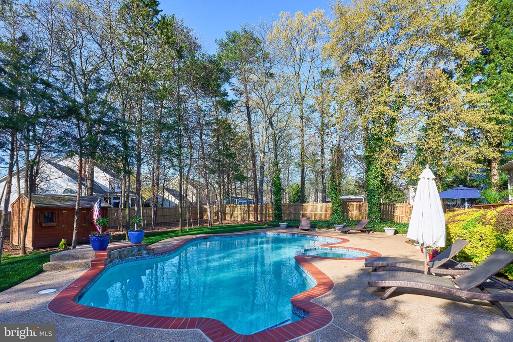 43769 Timberbrooke Pl