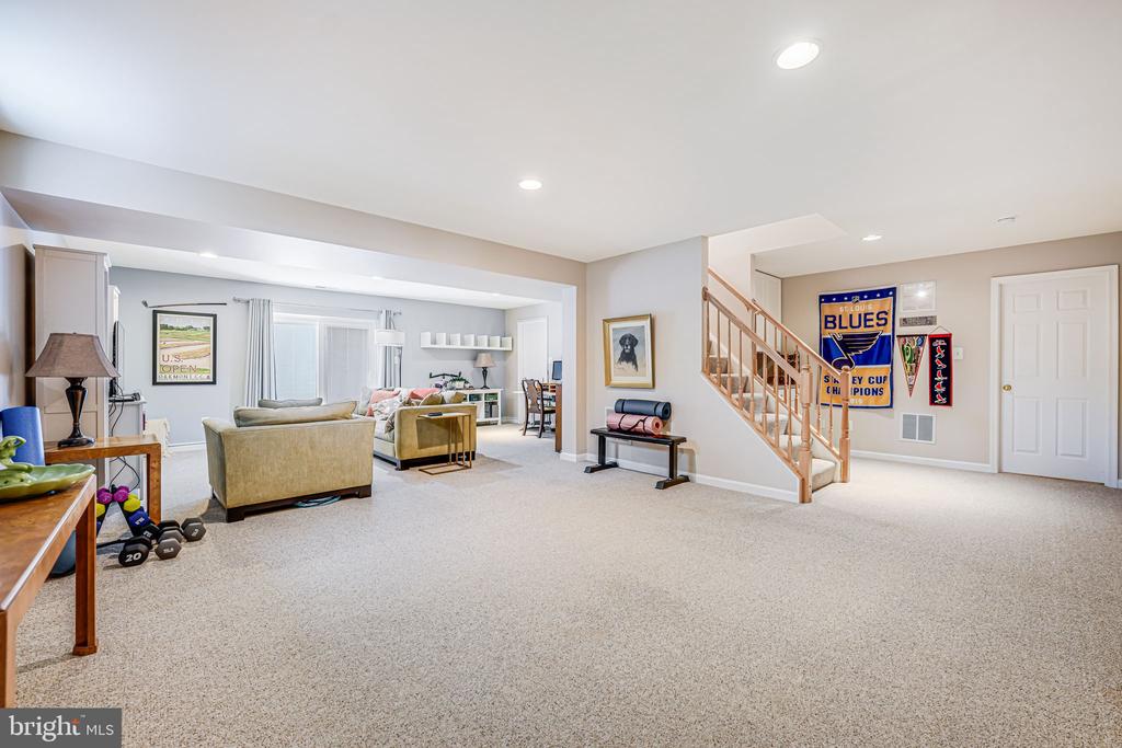 509 Fairfield Way SW
