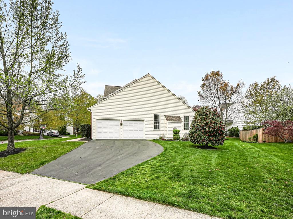 509 Fairfield Way SW