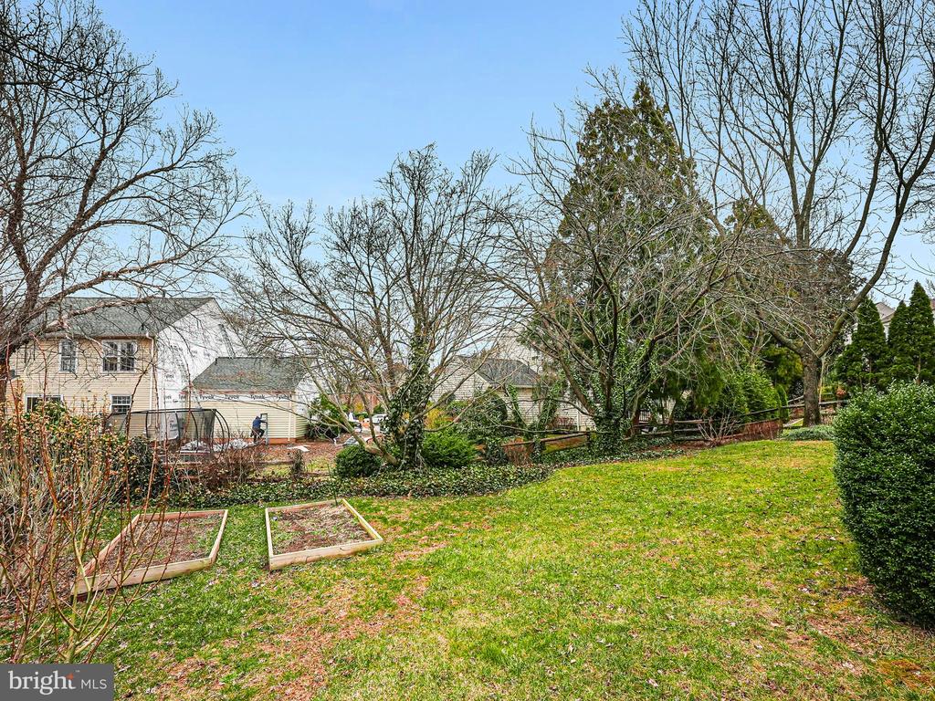 46448 Montgomery Pl