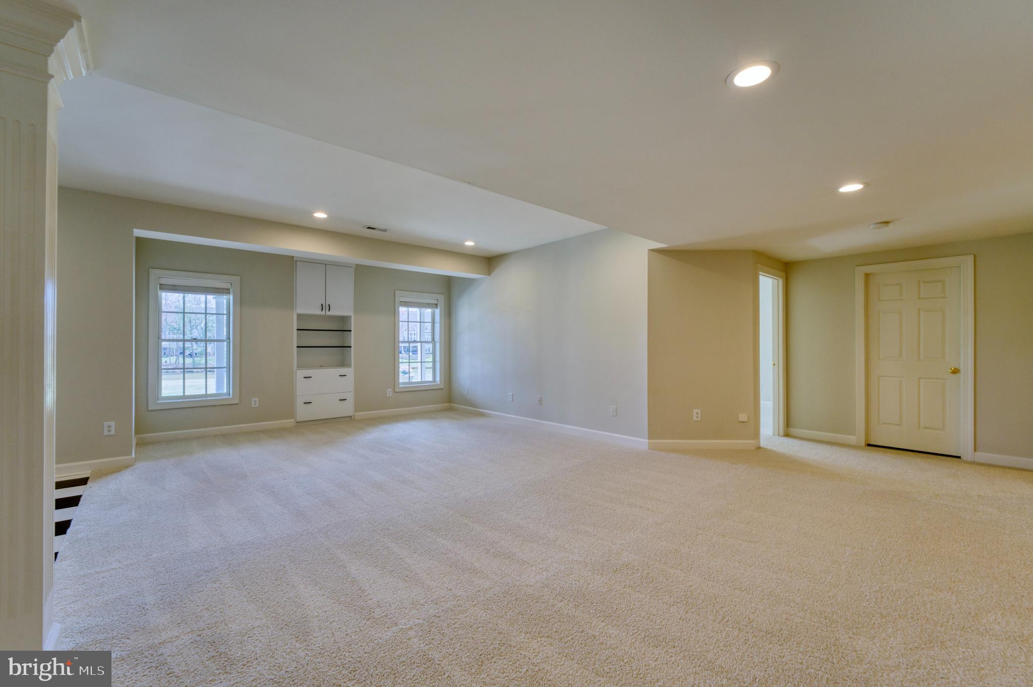 43283 Warwick Hills Ct