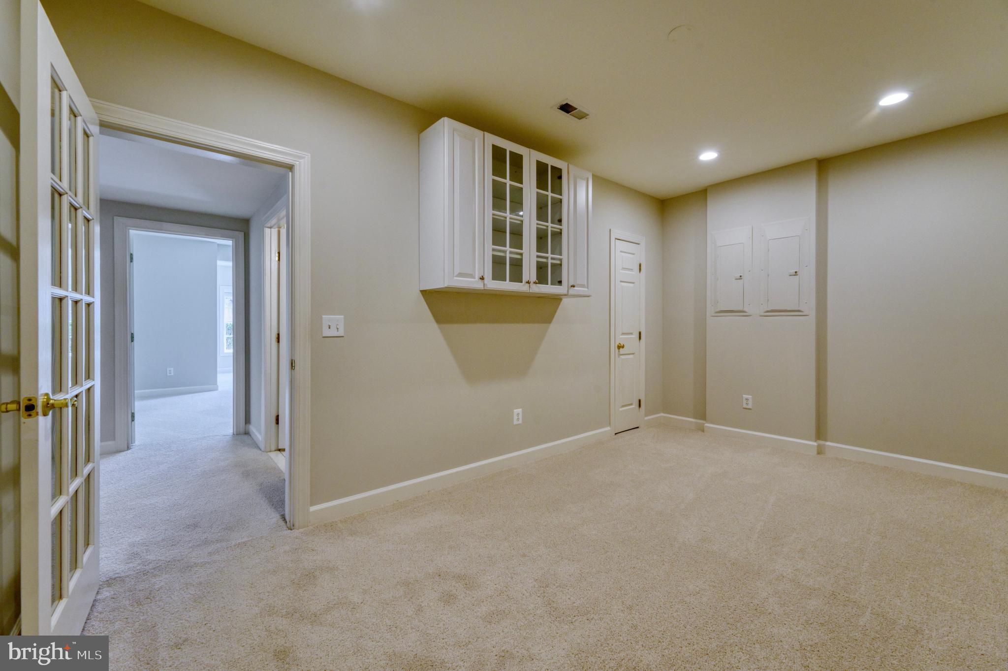 43283 Warwick Hills Ct