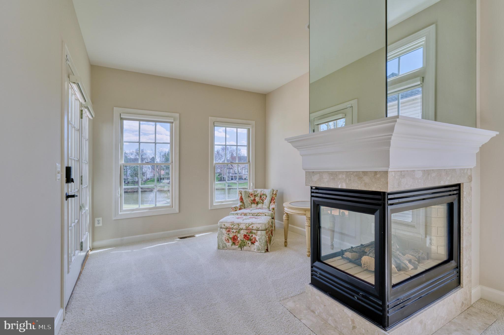 43283 Warwick Hills Ct