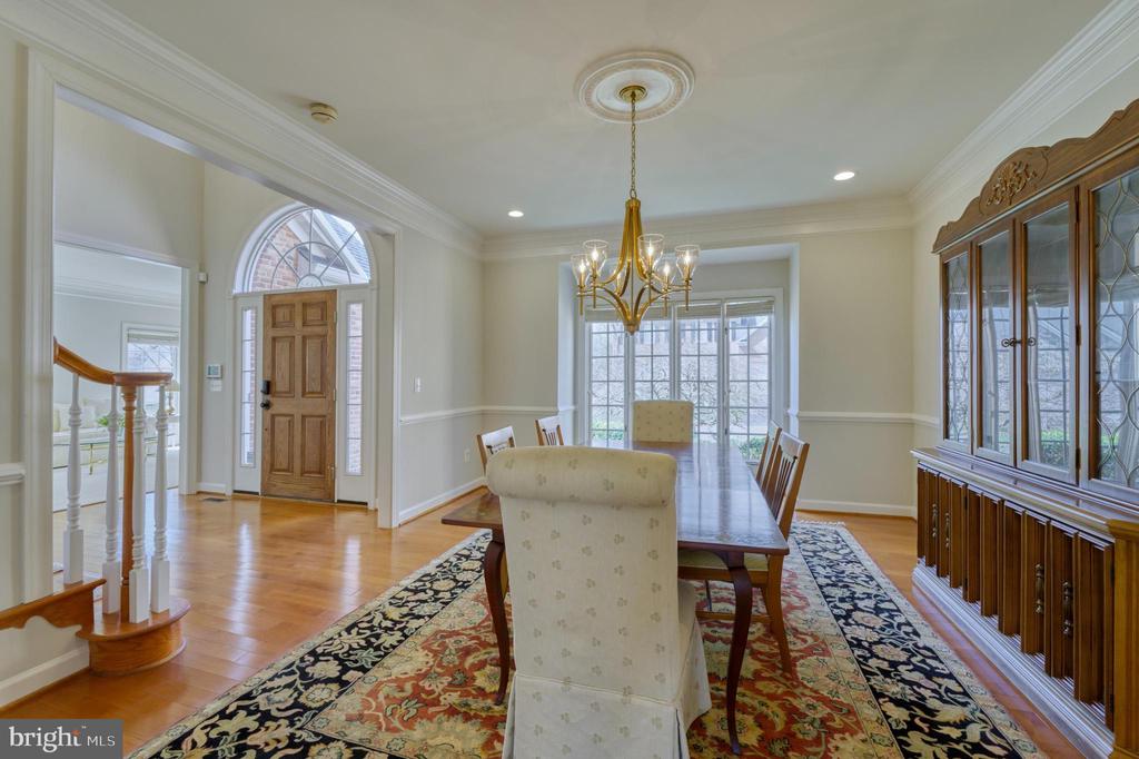 43283 Warwick Hills Ct