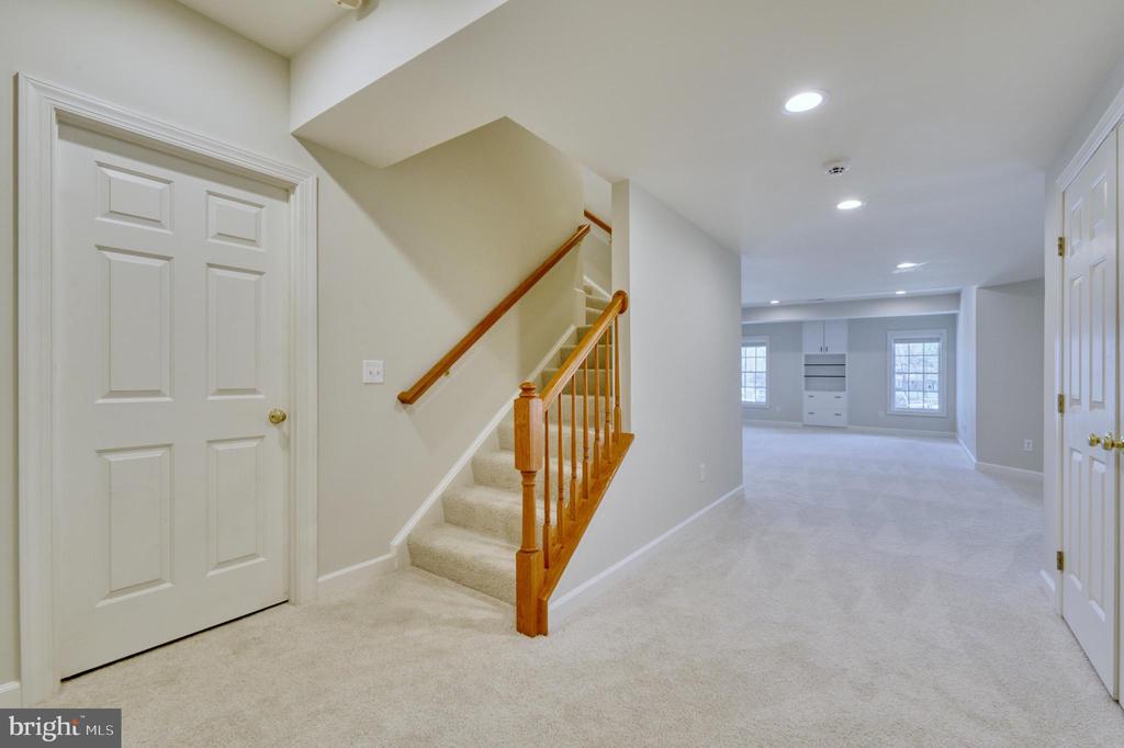 43283 Warwick Hills Ct