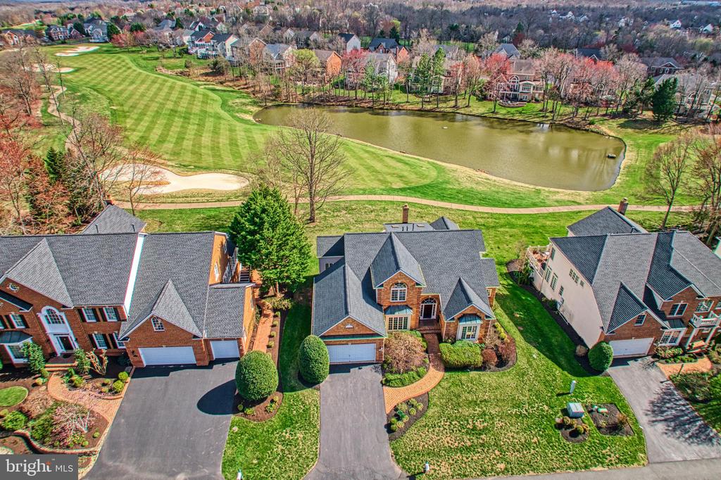 43283 Warwick Hills Ct