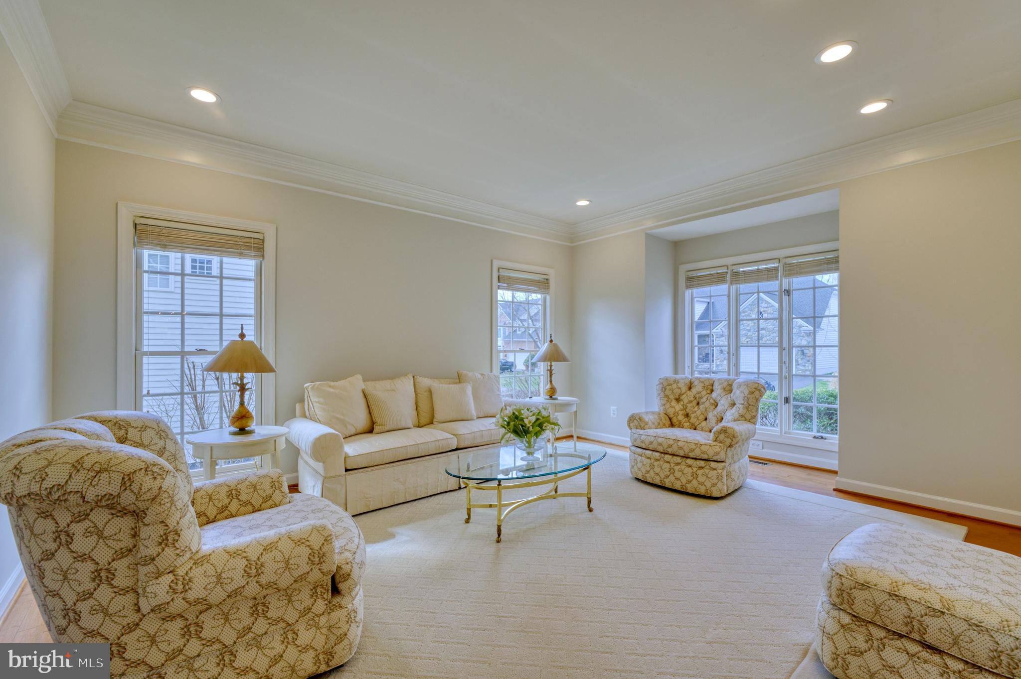 43283 Warwick Hills Ct