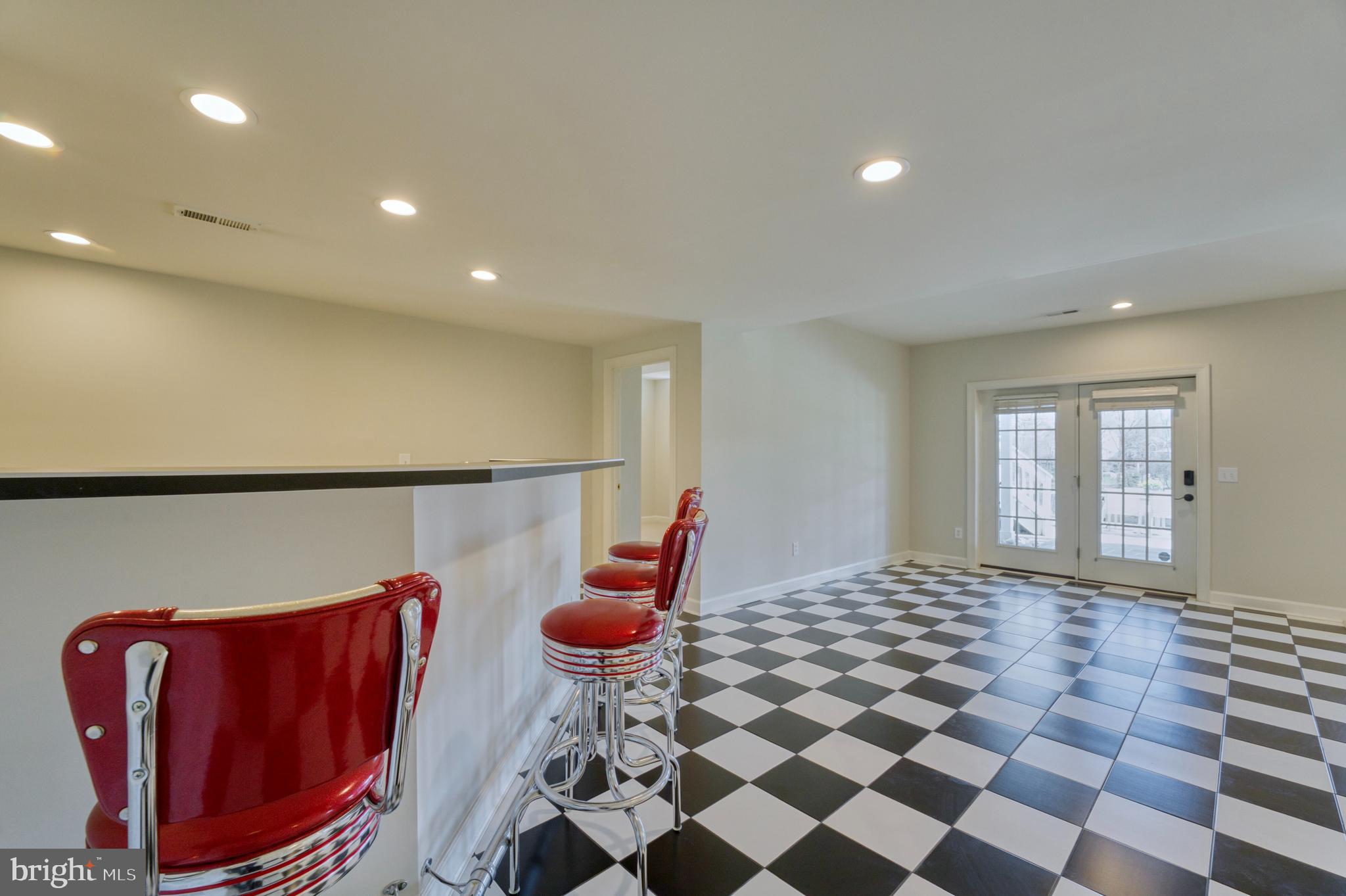 43283 Warwick Hills Ct