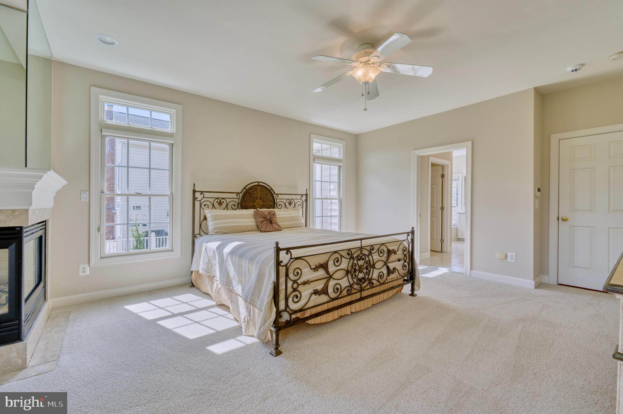 43283 Warwick Hills Ct